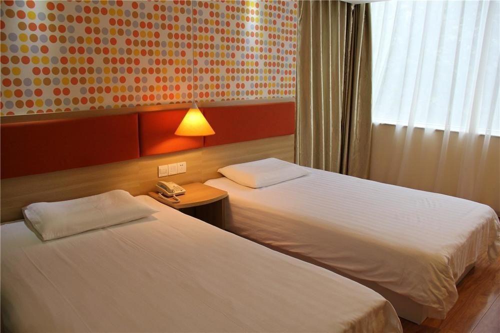 Home Inn Chengdu Kuanzhai Alley New City Square Exterior foto