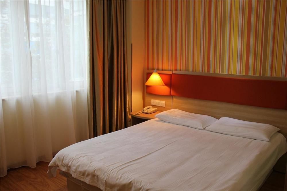 Home Inn Chengdu Kuanzhai Alley New City Square Exterior foto